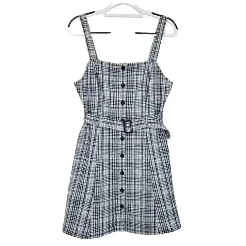 SO Women's White & Black Plaid Stretchy Poly/Rayon/Spandex Button Front Belted P
